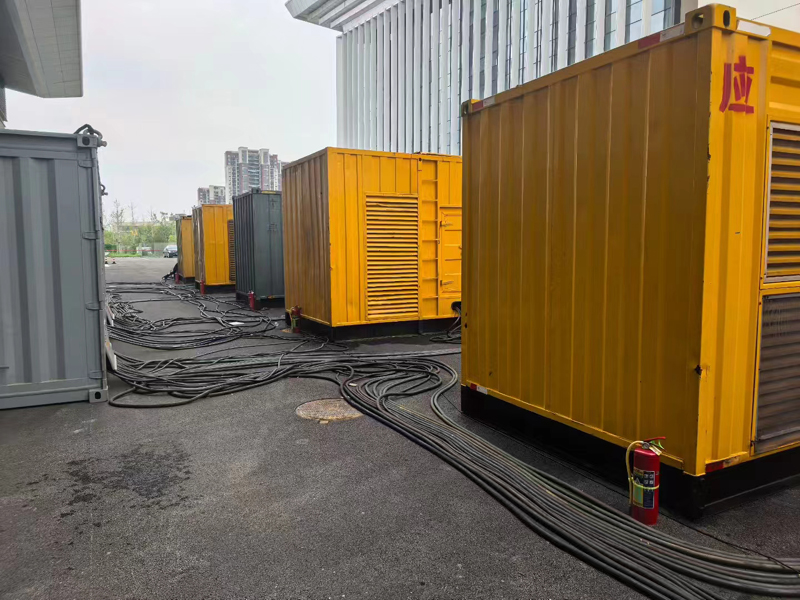 市中不同季节柴油发电机组保养有哪些注意事项？