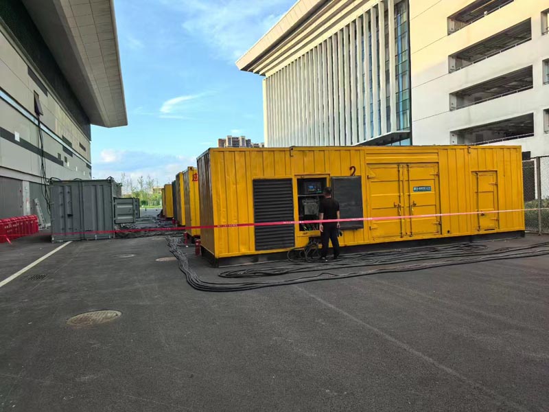 市中柴油发电机冬季保养注意事项？